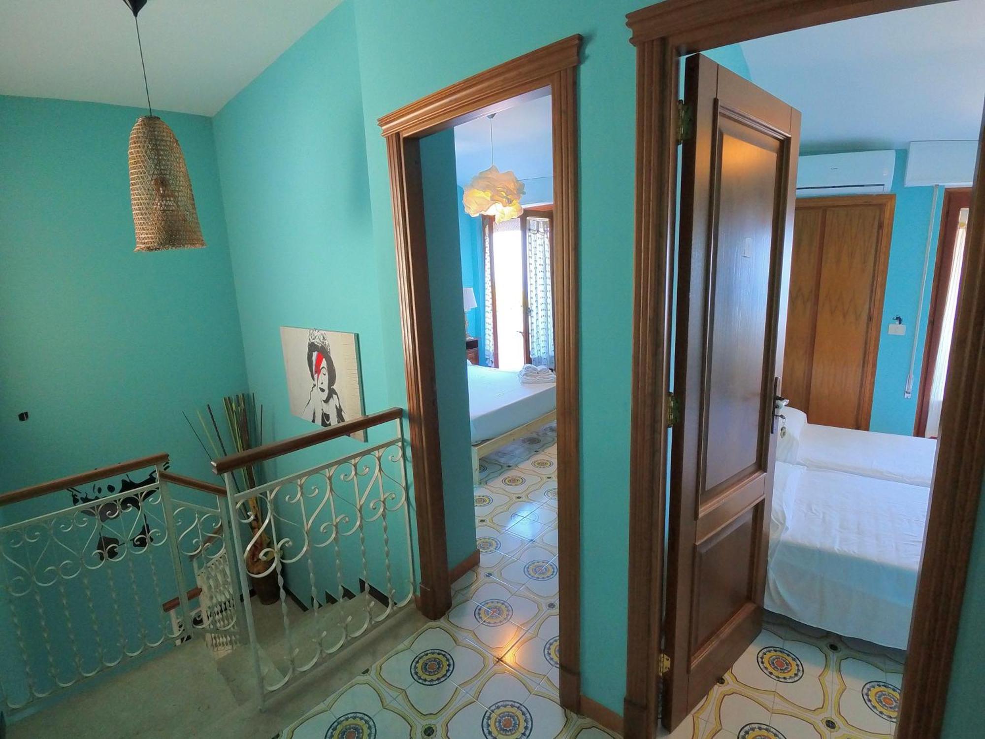 Villa Banksy Addaura Mondello Palermo Exterior photo