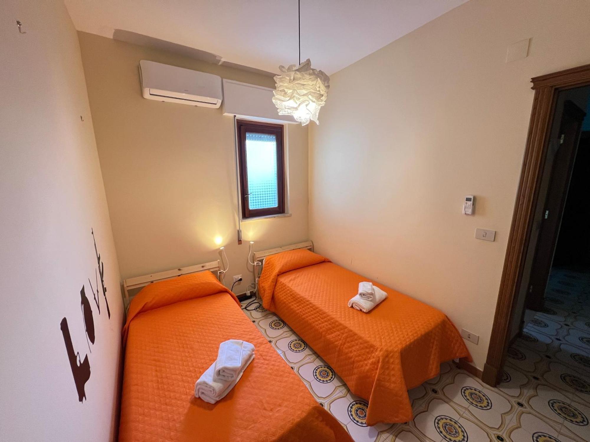 Villa Banksy Addaura Mondello Palermo Exterior photo